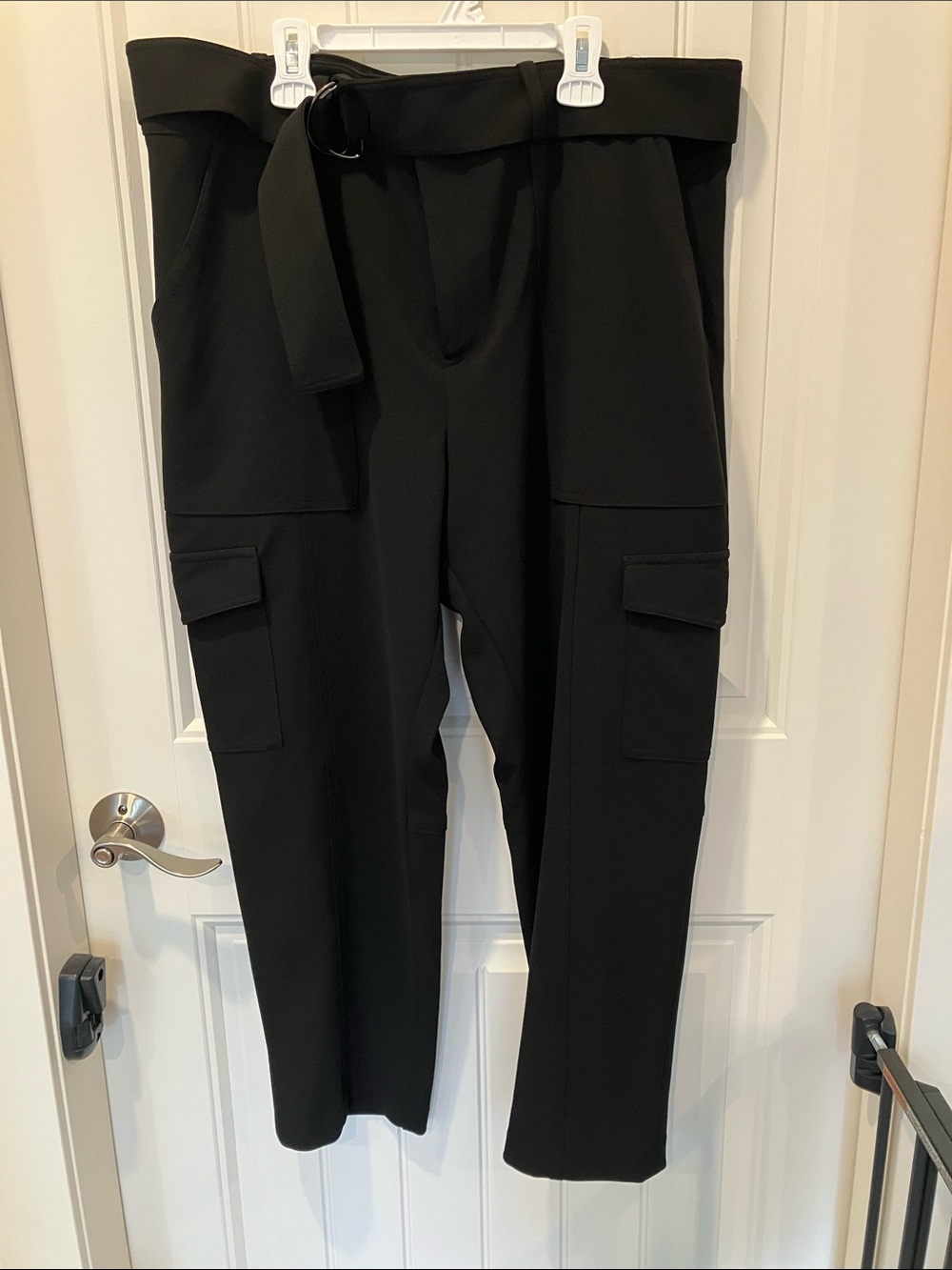 BRIAN BAILEY Cropped Cargo Pants BLACK XL LIKE NEW